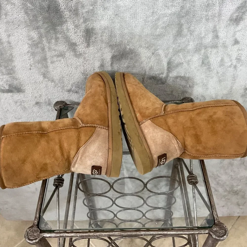 UGG AUSTRALIA Classic sherpa Boots Women's 7 Chestnut Sherpa Leather Suede 5825